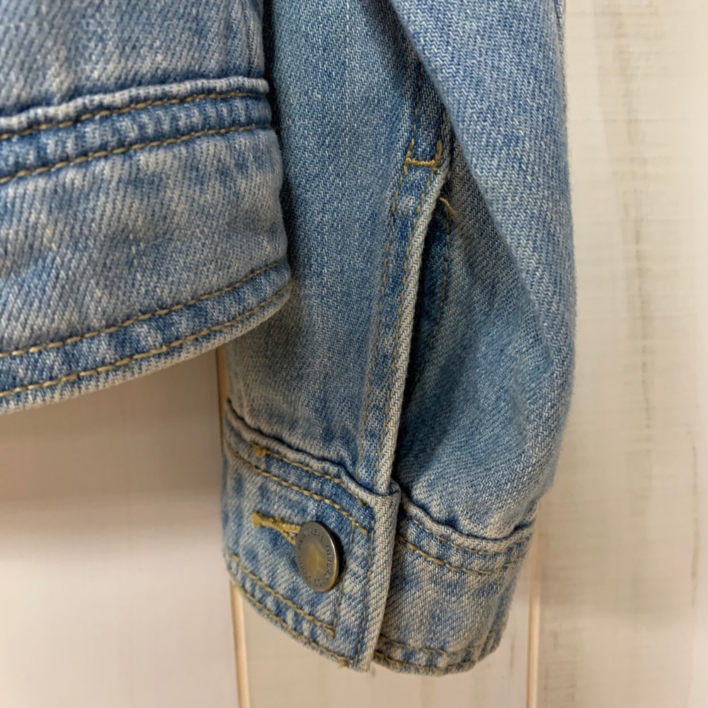 Universal Thread Freeborn Jean Jacket Light Wash L - image 5